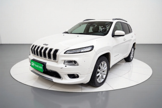 Jeep 自由光 2017款 2.4L 专业智能版