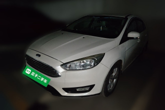 福特 福克斯 2015款 三厢 1.6L 自动舒适型
