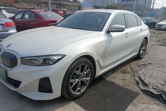 宝马i3 2022款 eDrive 35 L