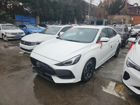 名爵 MG5 2023款 180DVVT CVT豪华版