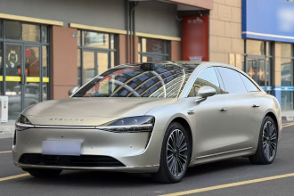 鸿蒙智行 享界S9 2024款 纯电 Ultra 四驱旗舰版