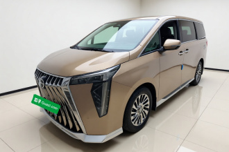 广汽传祺 传祺M8 2023款 宗师系列 400T 至尊版