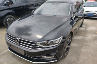 大众 迈腾 2023款 200万辆纪念版 330TSI DSG领先型