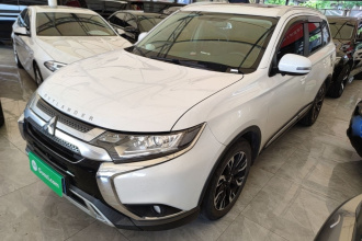 三菱 欧蓝德 2019款 2.0L 两驱畅享版 5座 国VI