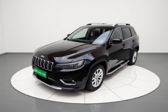 Jeep 自由光 2019款 2.0T 两驱智享版 国VI