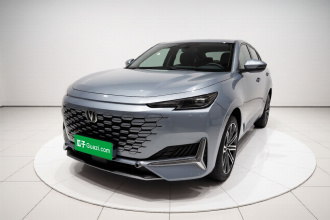 长安UNI-K 2021款 2.0T 全轮驱动尊贵型