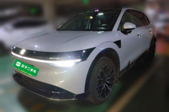 极氪7X 2025款 75kWh 后驱智驾版