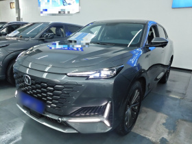 长安UNI-K 2021款 2.0T 卓越型