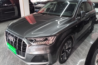 奥迪Q7 2021款 55 TFSI quattro S line运动型