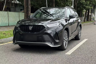 丰田 皇冠陆放 2026款 2.5L HEV四驱尊贵版