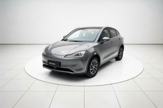 哪吒汽车 哪吒V 2022款 潮 300 Lite 三元锂