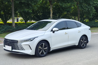 比亚迪 驱逐舰05 2022款 DM-i 55KM 尊贵型