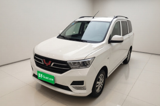 五菱汽车 五菱宏光 2021款 改款1.5L S标准型 电动助力LAR