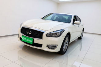 英菲尼迪Q70 2019款 Q70L 2.0T 精英版