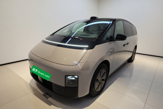 理想汽车 理想MEGA 2024款 Ultra