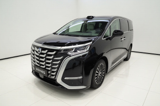 腾势D9 2025款 DM-i 智驾版 1020 四驱旗舰型