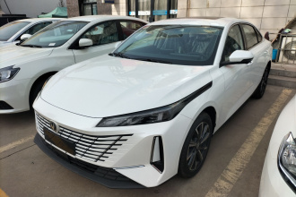 长安 逸动 2025款 蓝鲸 1.5T 500Bar尊贵型