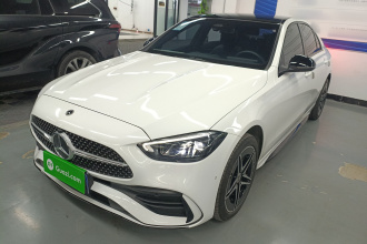 奔驰C级 2023款 改款 C 260 L 皓夜运动版