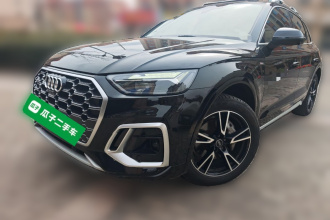奥迪Q5L 2022款 40T 时尚动感型