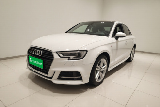 奥迪A3 2018款 30周年年型 Limousine 35 TFSI 时尚型