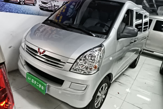五菱汽车 五菱荣光S 2023款 1.5L 基本型 5/7座