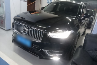 沃尔沃XC90 2023款 B6 智雅豪华版 7座