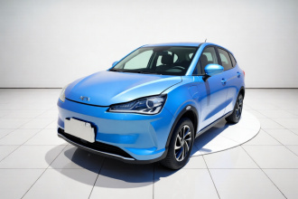 哪吒汽车 哪吒V 2022款 潮 300 Lite 磷酸铁锂