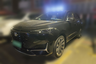 长安UNI-K 2021款 2.0T 尊贵型