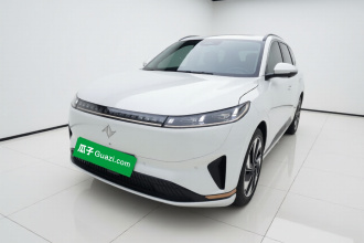 东风奕派 eπ008 2025款 210Ultra增程版 5座