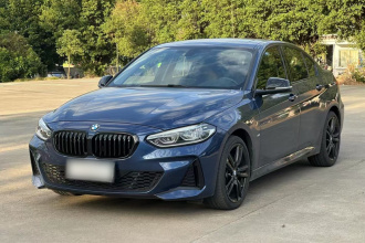 宝马1系 2023款 125i M运动曜夜版