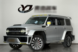 超境汽车 共创坦克300 2021款 2.0T 赛博坦克