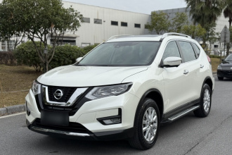 日产 奇骏 2022款 改款 2.0L 两驱智联臻享版