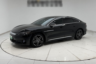 比亚迪 汉 2025款 EV 605KM尊贵型