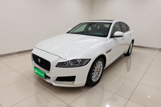 捷豹XF 2016款 XF 2.0T 两驱风华版