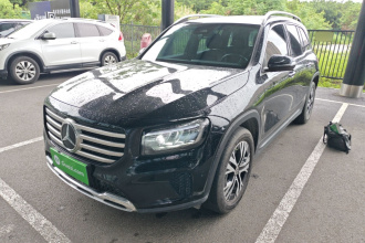 奔驰GLB 2024款 改款 GLB 220 动感型