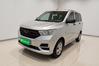 五菱汽车 五菱宏光 2021款 改款1.5L S基本型 电动助力LAR