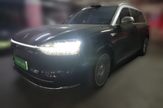 鸿蒙智行 问界M9 2025款 增程 Ultra版 52kWh 6座版 (192线激光雷达）