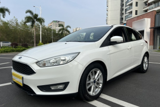 福特 福克斯 2018款 两厢经典 EcoBoost 125 自动超能风尚型智行版