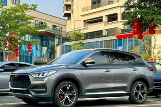 比亚迪 宋PLUS 2020款 1.5T 自动尊贵型