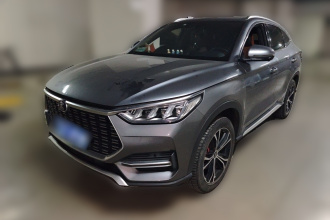 比亚迪 宋PLUS 2020款 1.5T 自动旗舰型