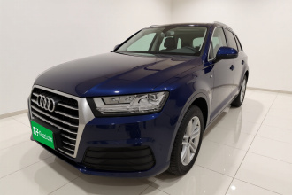 奥迪Q7 2018款 40 TFSI 舒适型