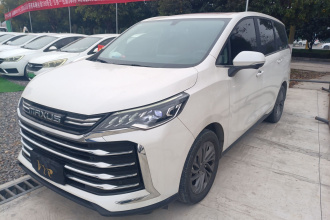 上汽大通MAXUS 大通G50 2023款 PLUS 1.5T 幸福推荐自动巡航版