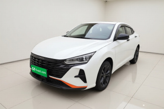 东风风神 奕炫 2023款 马赫版 1.5L 自动追风版