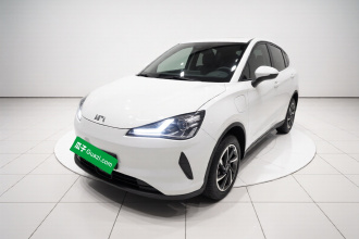 哪吒汽车 哪吒V 2021款 长续航娱乐版升级型