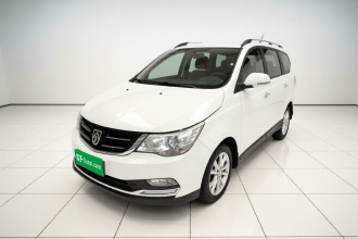 宝骏730 2014款 1.5L 手动舒适ESP版 7座