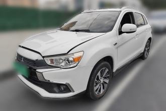 三菱 劲炫ASX 2018款 2.0L CVT两驱尊享版