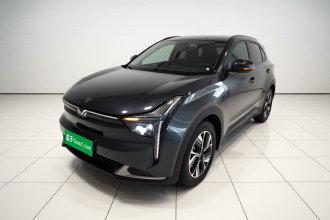 哪吒汽车 哪吒U 2022款 智400 Pro 磷酸铁锂