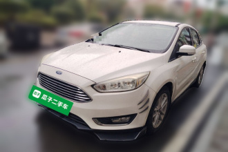 福特 福克斯 2015款 三厢 1.6L 自动风尚型