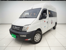 上汽大通MAXUS 新途V80 2016款 2.5T 手动傲运通国IV长轴高顶7座