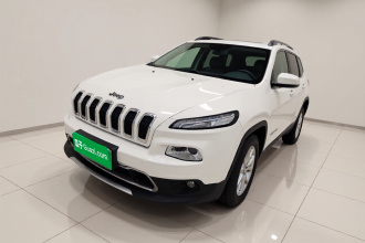 Jeep 自由光 2017款 2.0L 优越版